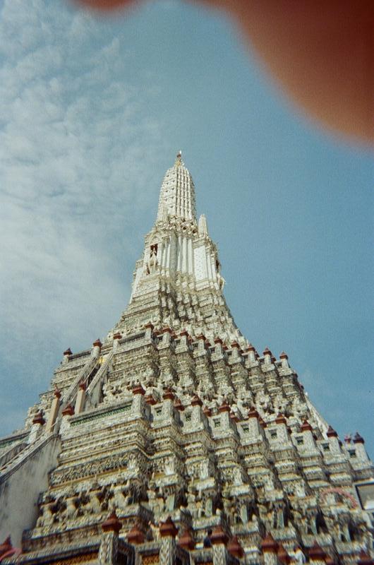 Wat Arun temple structure